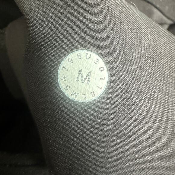 Lululemon Mens Discipline Pant Medium Short Black LM5479S Stretch Athletic EUC - Picture 8 of 10